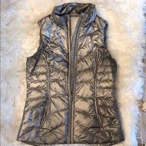 Athleta Silver/ grey zippered vest